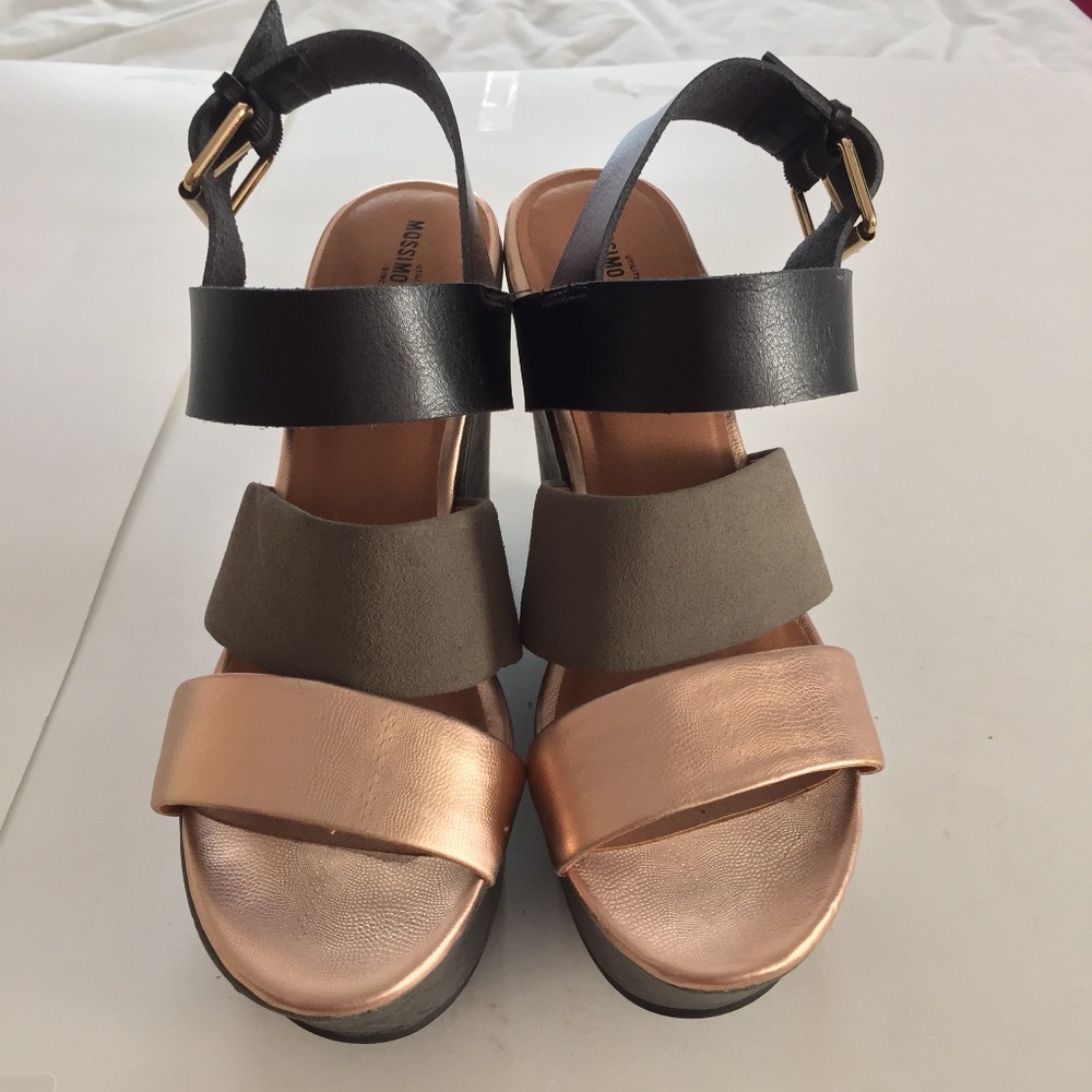 NWOT multi color sandal wedges